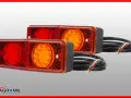 Dwie lampy tylne LED, idealne do Ursusa C-330. Czerwone światło stop i pomarańczowe kierunkowskazy.