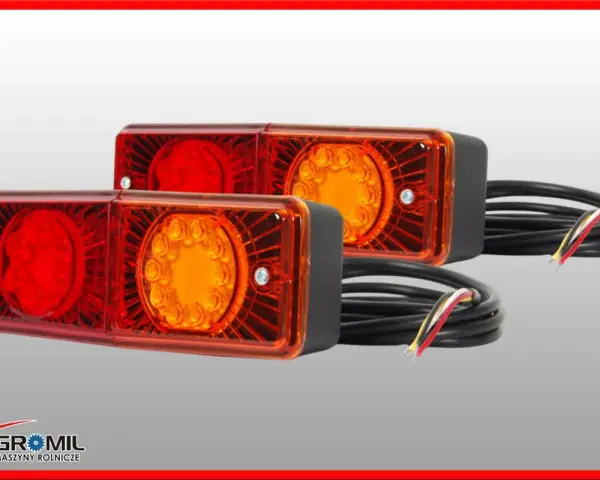 Dwie lampy tylne LED, idealne do Ursusa C-330. Czerwone światło stop i pomarańczowe kierunkowskazy.